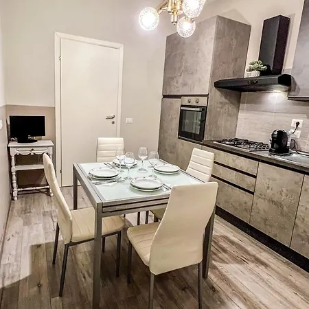 La Casa Bianca * Верчелли
